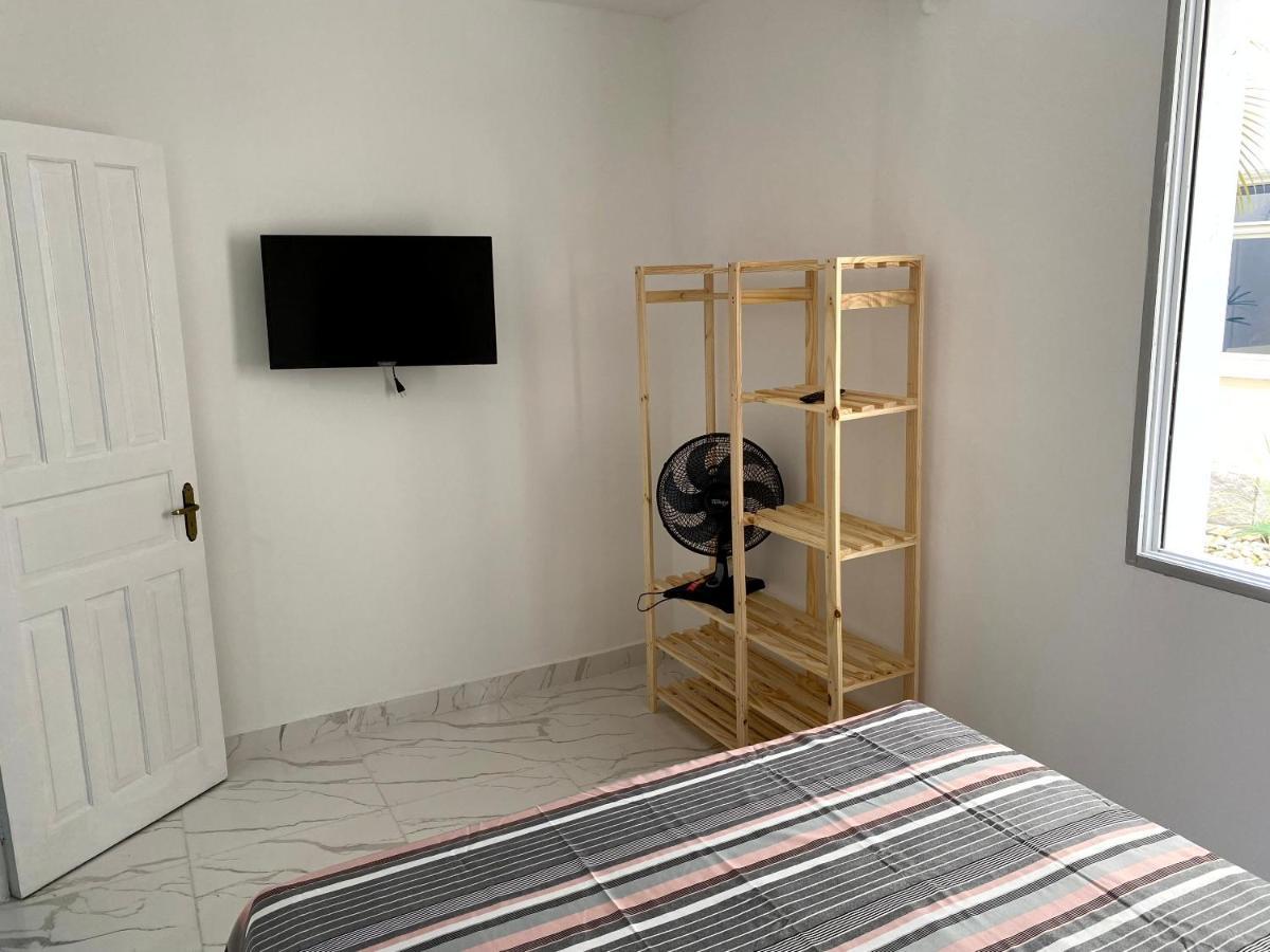 Studio Na Praia Da Enseada Гуаружа Экстерьер фото