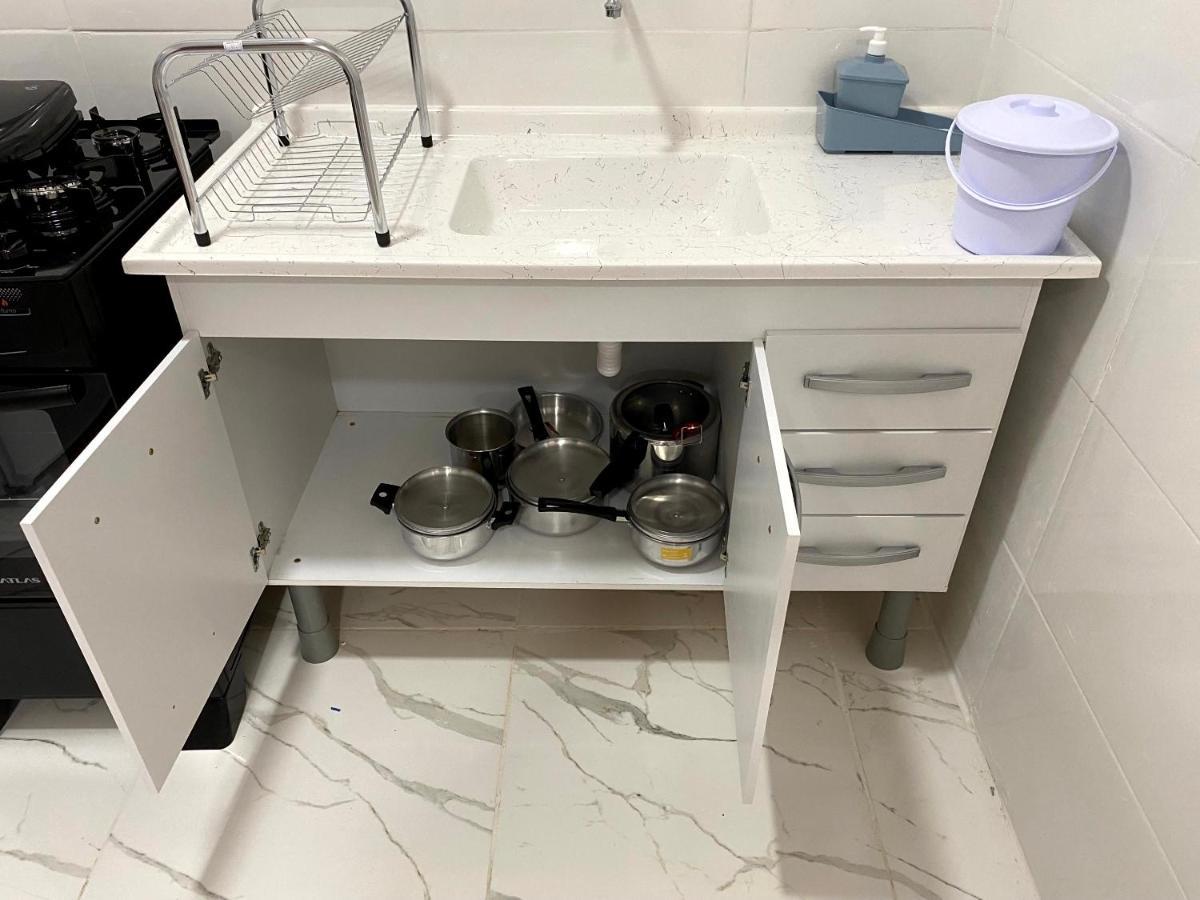 Studio Na Praia Da Enseada Гуаружа Экстерьер фото